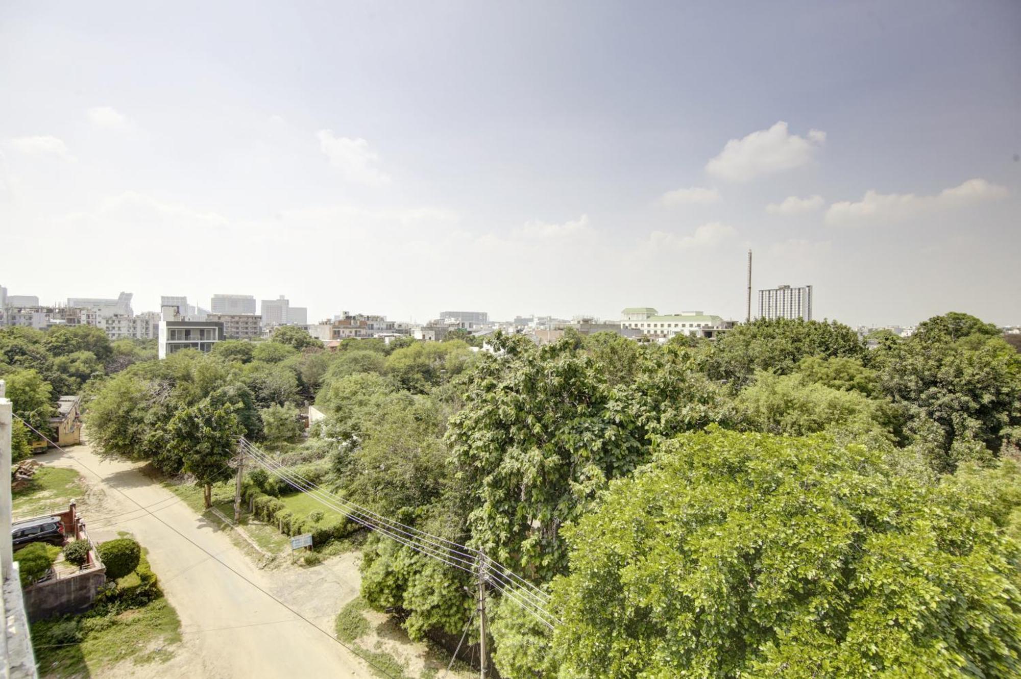 Hotel Ashvins Palace Gurgaon Bagian luar foto