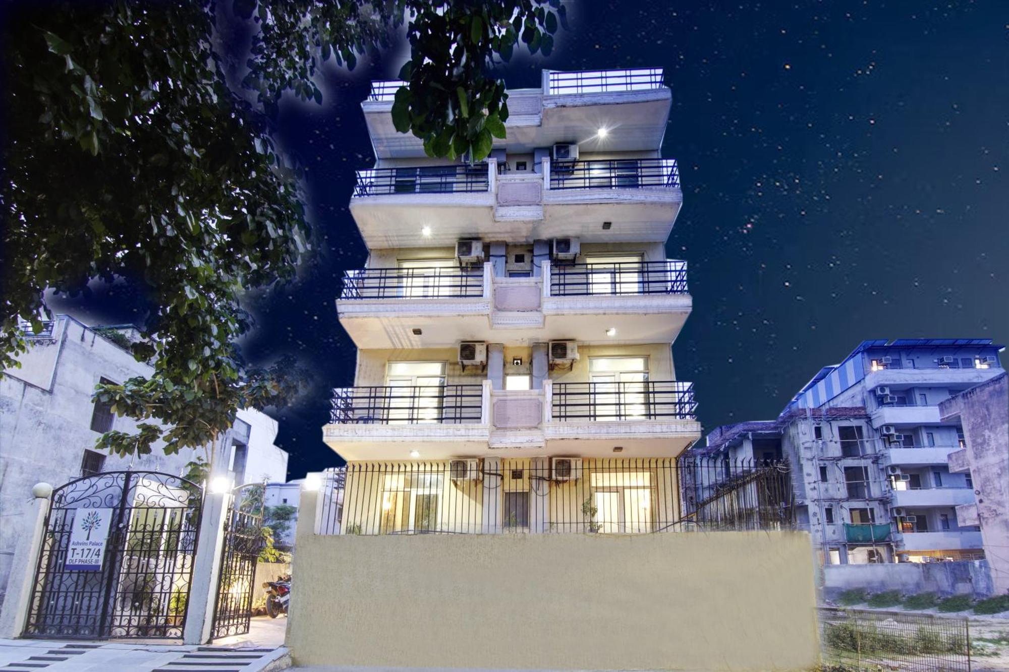 Hotel Ashvins Palace Gurgaon Bagian luar foto