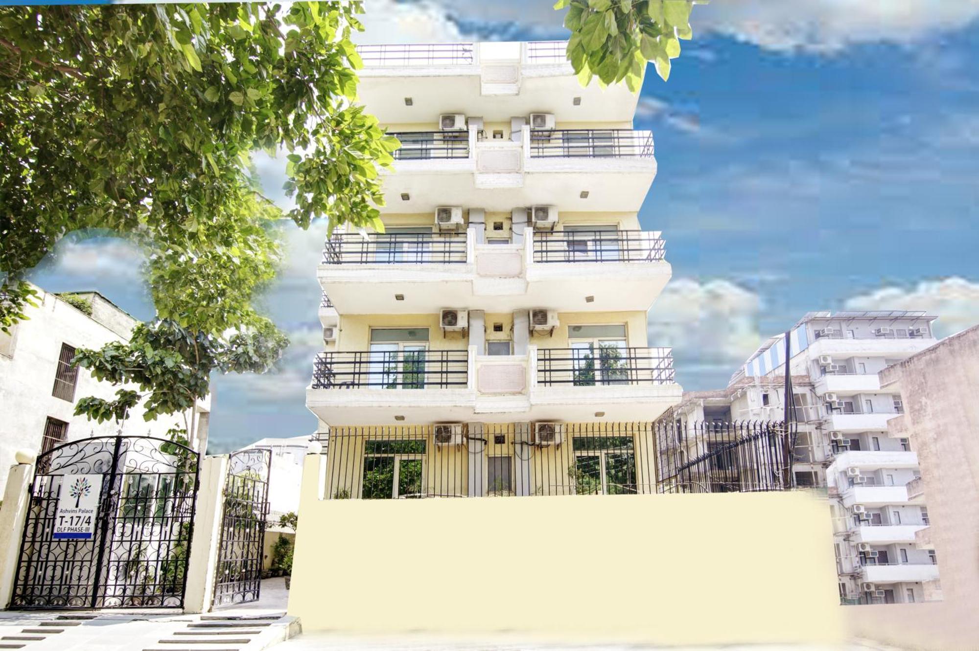 Hotel Ashvins Palace Gurgaon Bagian luar foto
